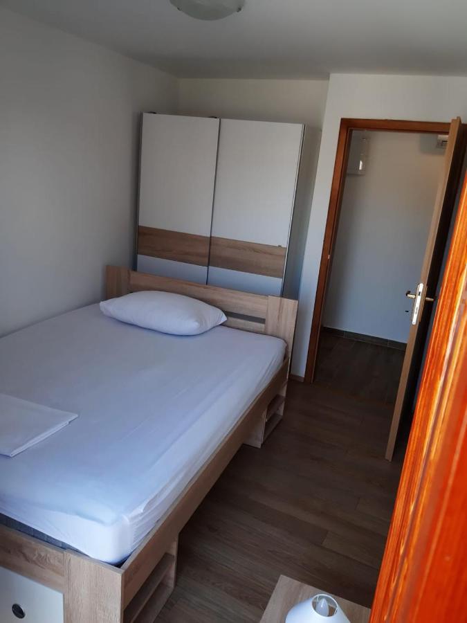 Ana Apartment Sveti Filip i Jakov Ngoại thất bức ảnh