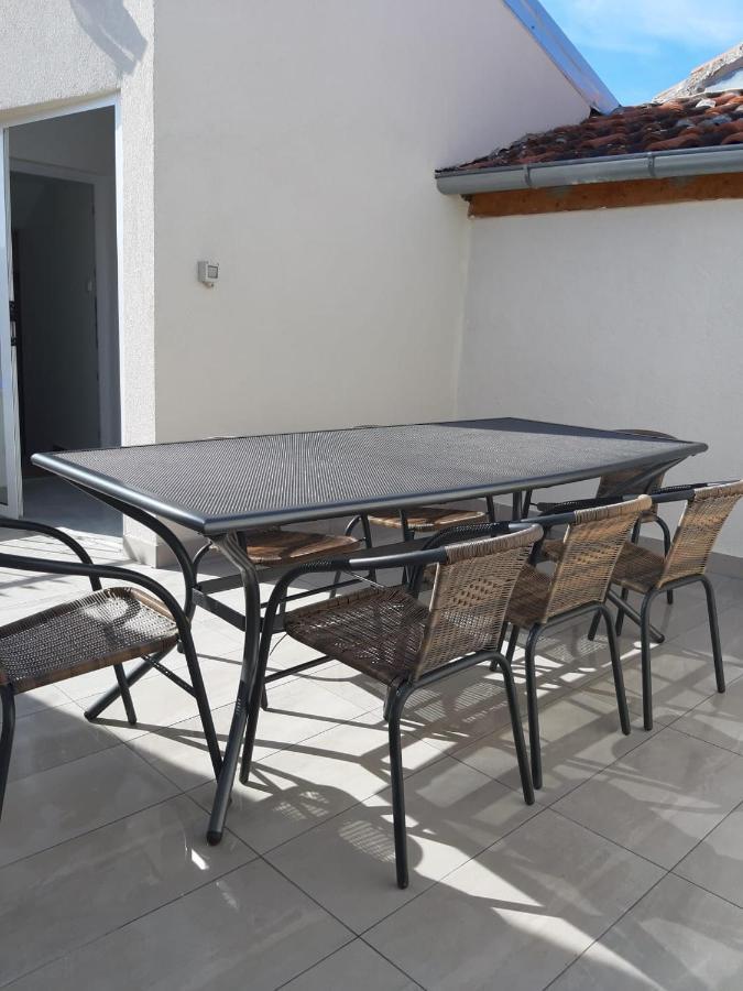 Ana Apartment Sveti Filip i Jakov Ngoại thất bức ảnh